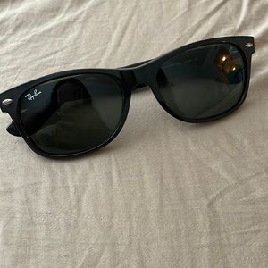Classic Ray Ban